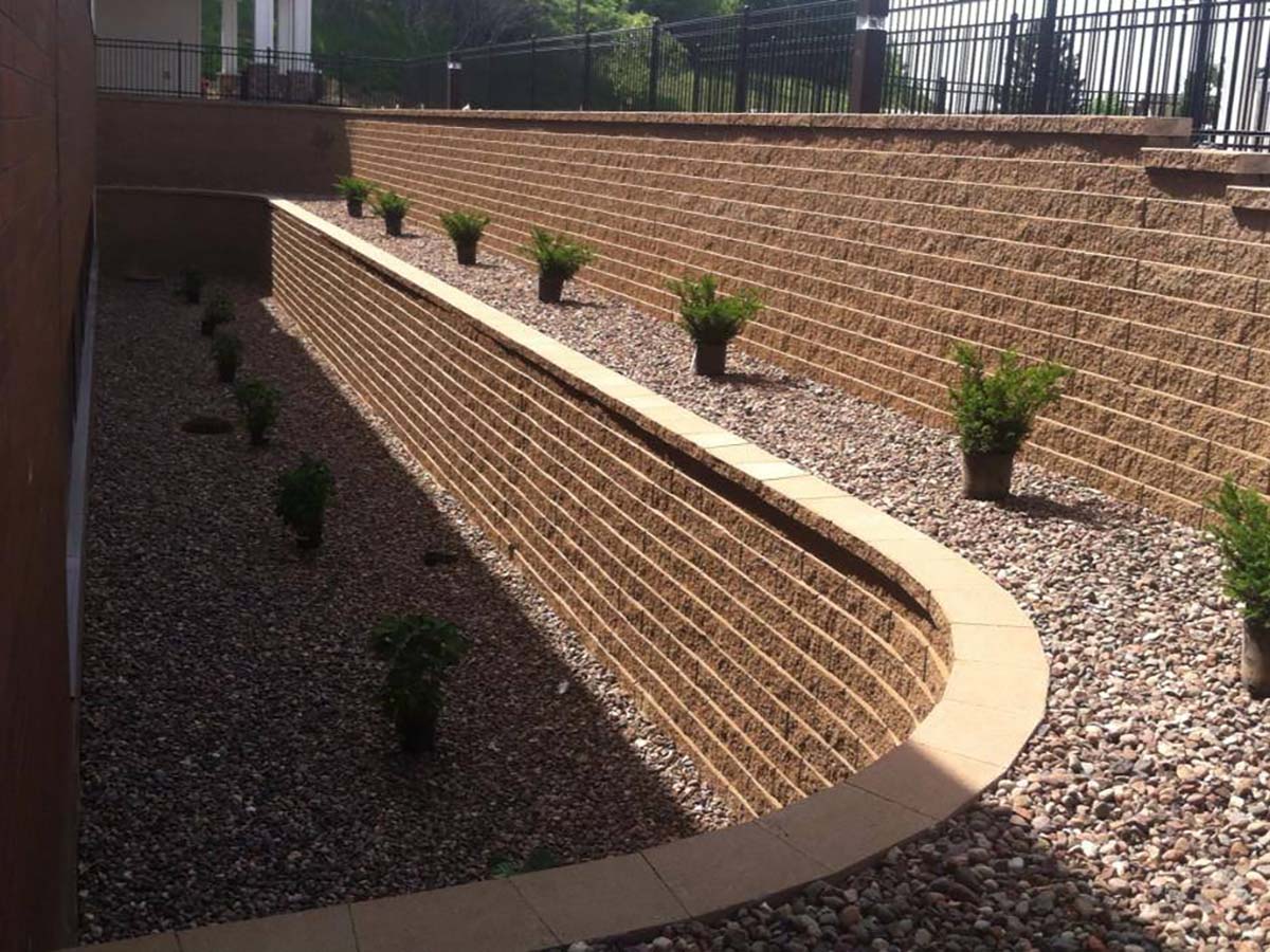 Wall 1 - Natural Touch Landscaping